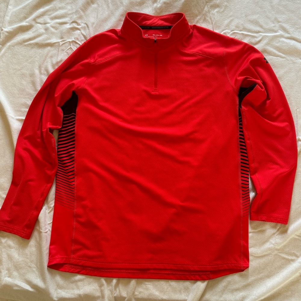 Men’s Under Armour long sleeve shirt - (Used)